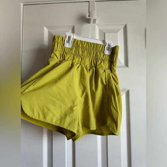 New In Shorts - Picture 2 of 4